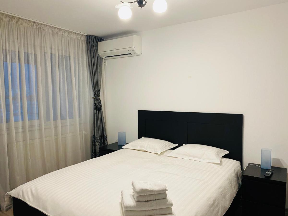 Apartament Cristina Boekarest Buitenkant foto